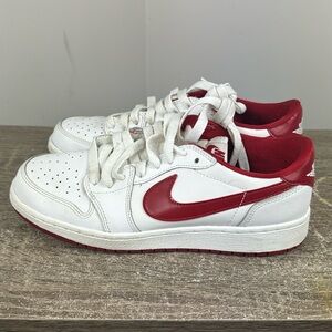 Jordan 1 og low top white varsity red size 6y ladies 7.5